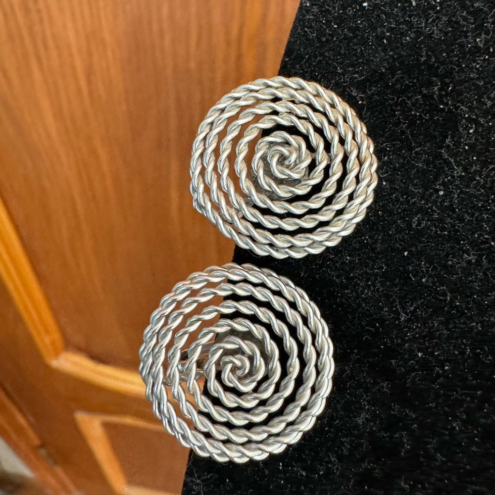 Vintage Coiled Rope Earrings, Silver Tone Dimensional Kinetic Spiral, Screw Back